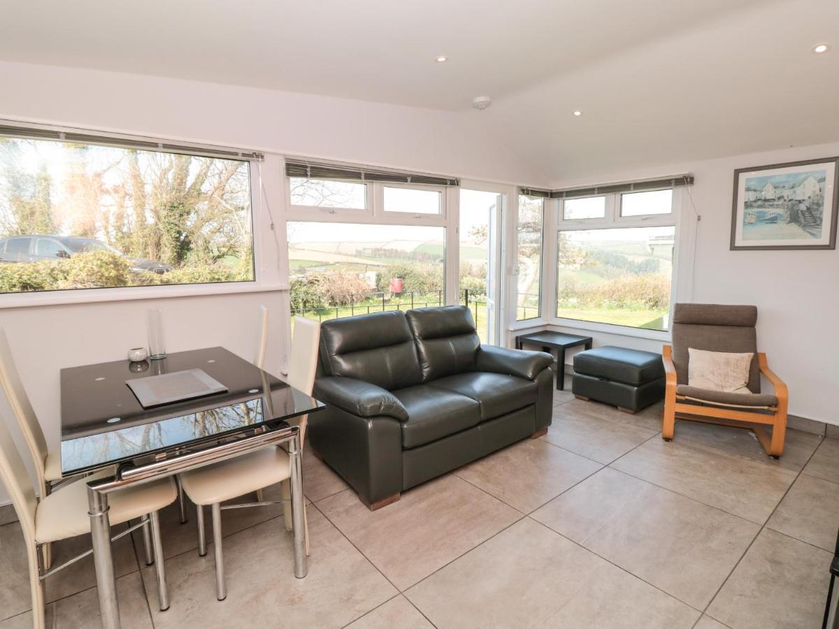 201 Norton Park Villa Dartmouth Bagian luar foto