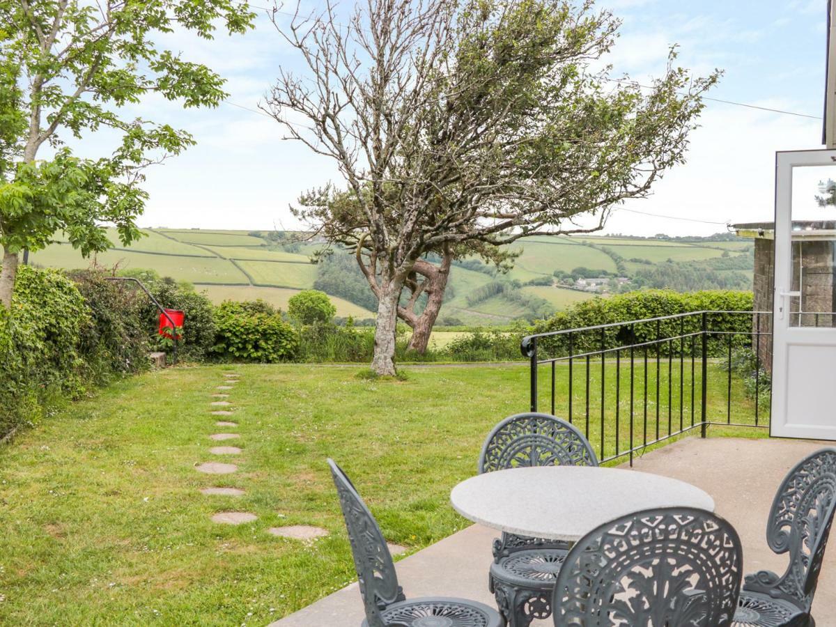 201 Norton Park Villa Dartmouth Bagian luar foto